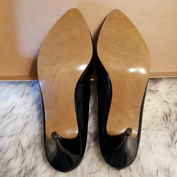 Patent leather heels - Picture 3 of 6